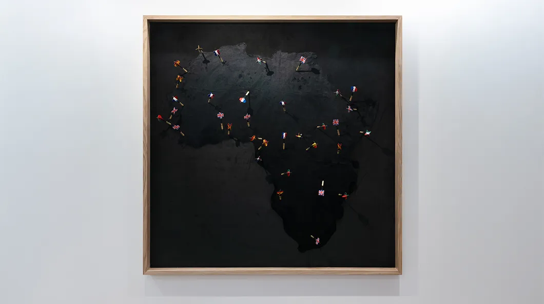 Invasion de Pascale Marthine Tayou