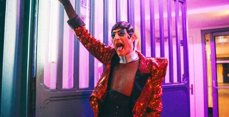 Curieux Transfo veut faire la fête