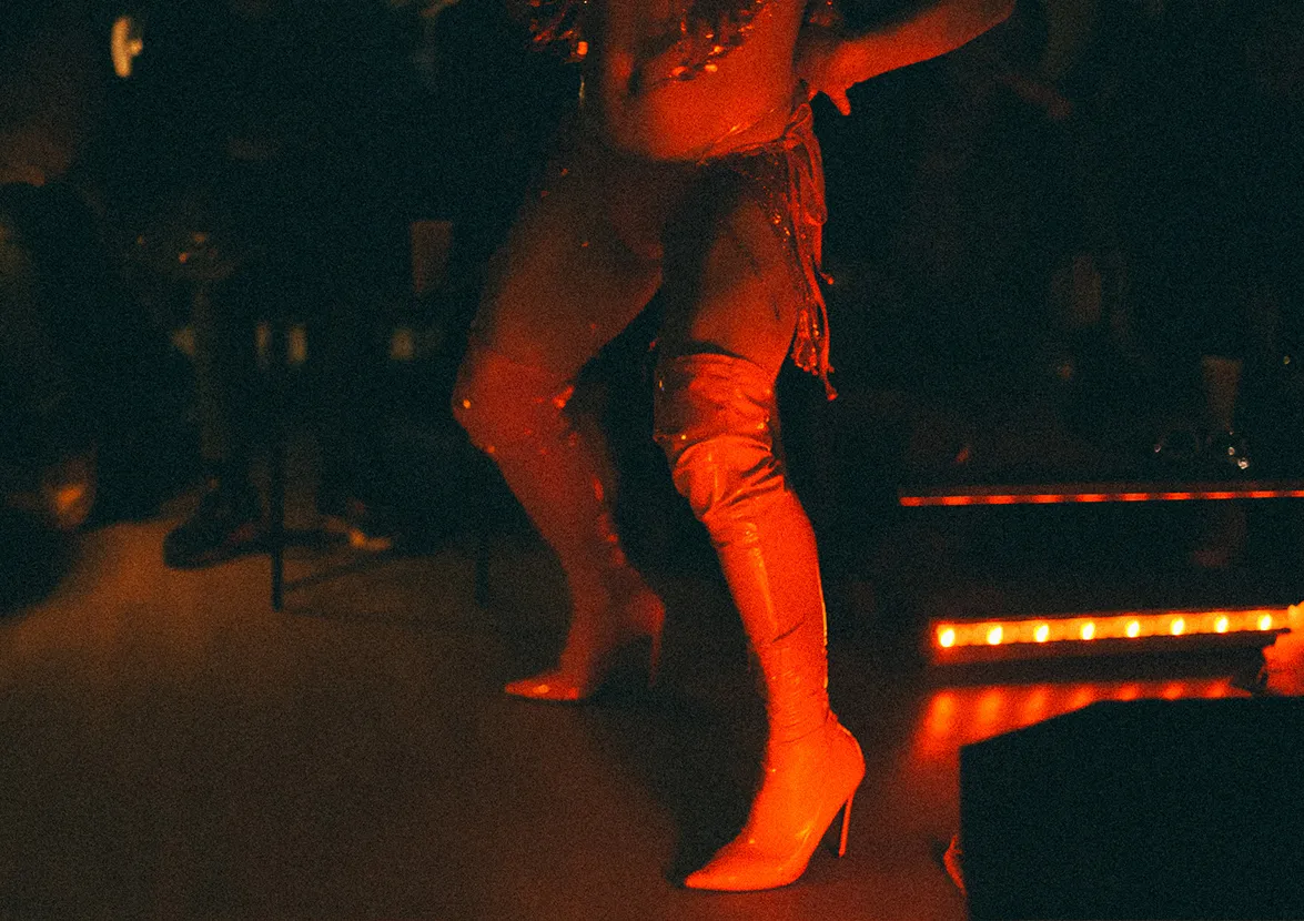 Curieux Transfo tombe en amours