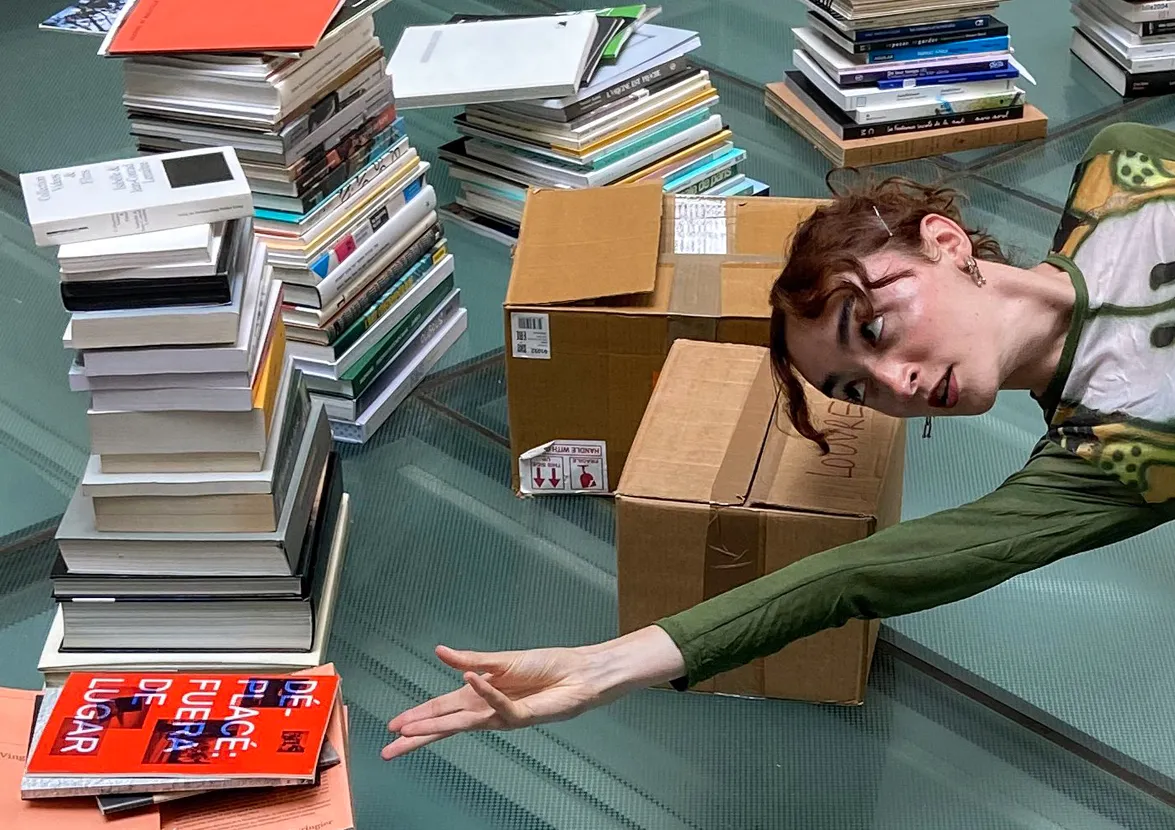ne sélection gratuite de livres d'art, dons des Beaux-Arts de Paris et de la galerie Perrotin 