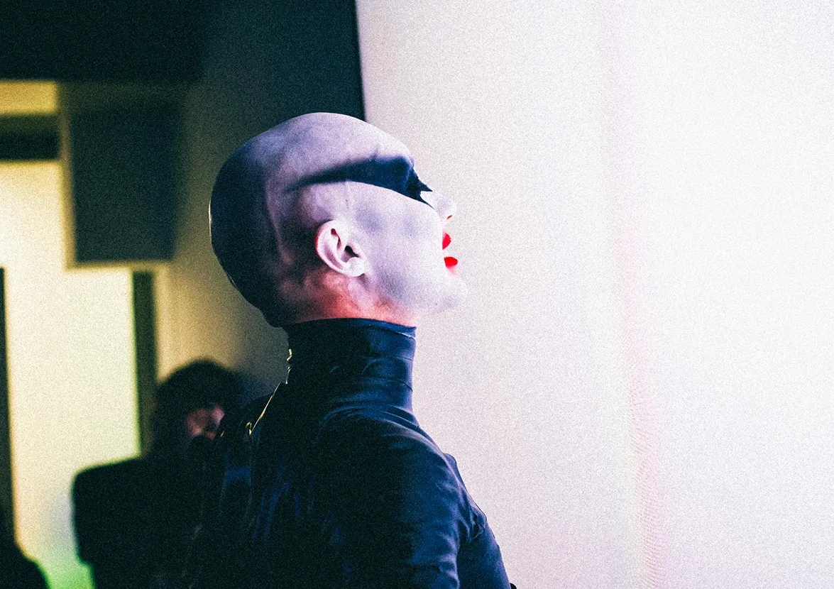 Jenna Marvin, STOP, DON'T RUN, 2026 © Romain Guédé