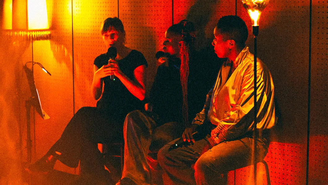 Curieux Transfo existe en noir·es © Romain Guédé