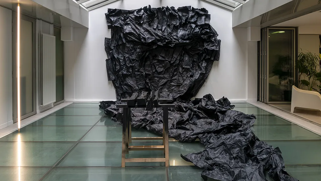 Joël Andrianomearisoa, The Labyrinth of passions (détail) © Marc Domage