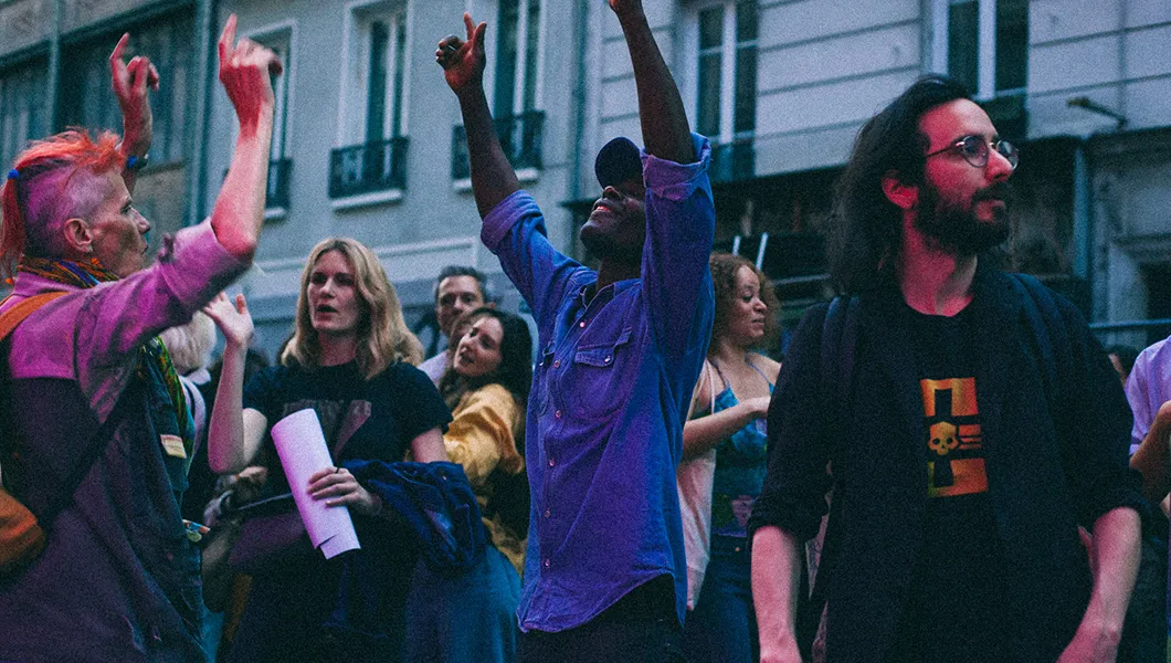 Curieux Transfo veut faire la fête