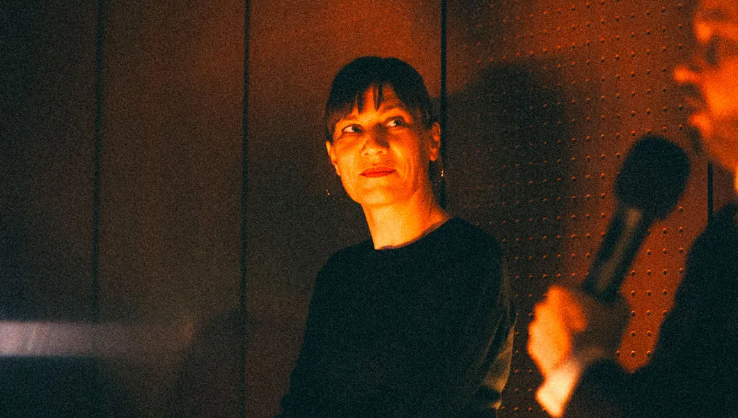 Curieux transfo décode vos fringues