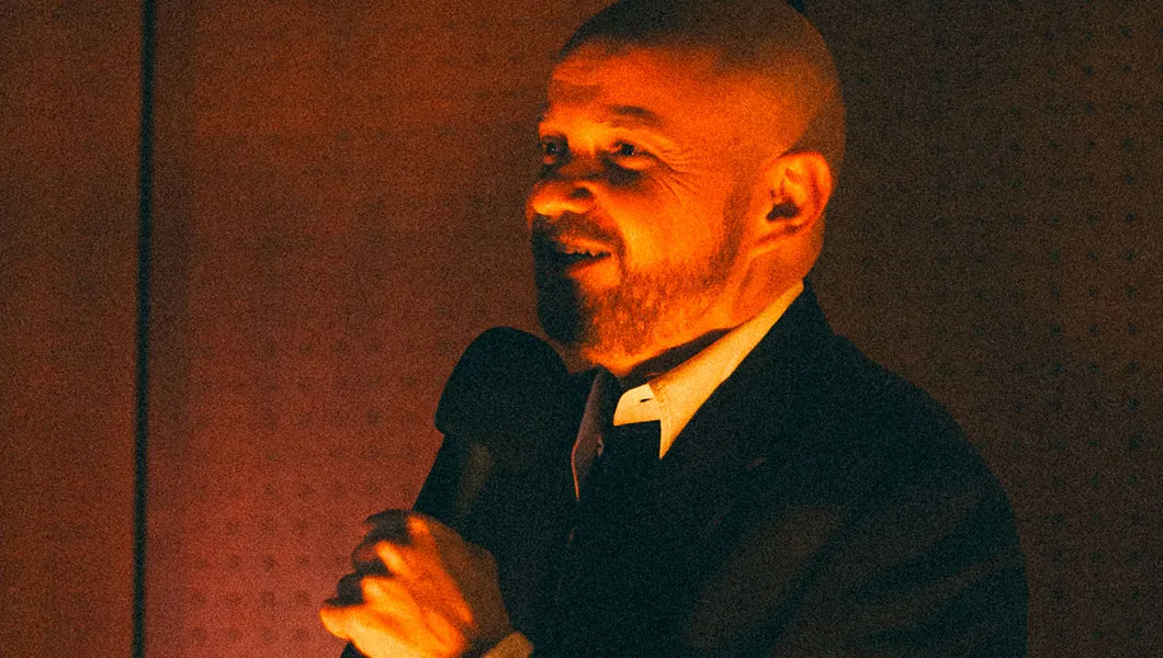 Curieux transfo décode vos fringues