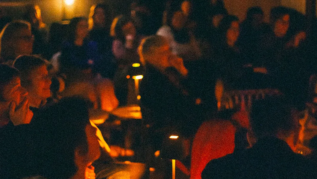 Curieux transfo décode vos fringues