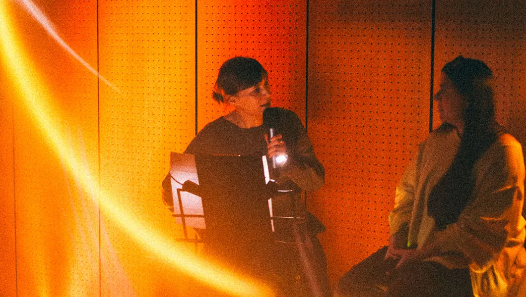 Curieux Transfo appelle les magiciennes