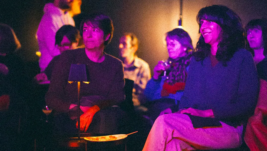 Curieux Transfo appelle les magiciennes