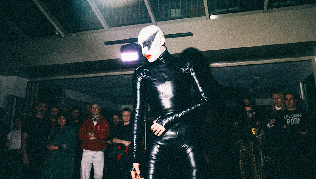 Jenna Marvin, STOP, DON'T RUN, 2026 © Romain Guédé