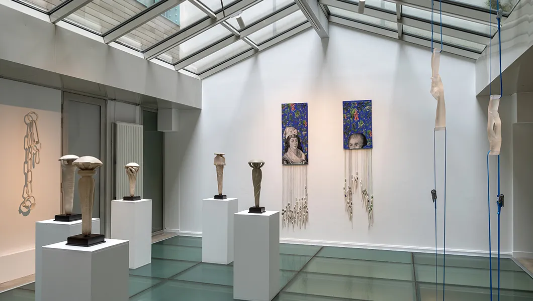 Vue de l'exposition "Territoires du souffle" de Rachel Labastie © Marc Domage 2025