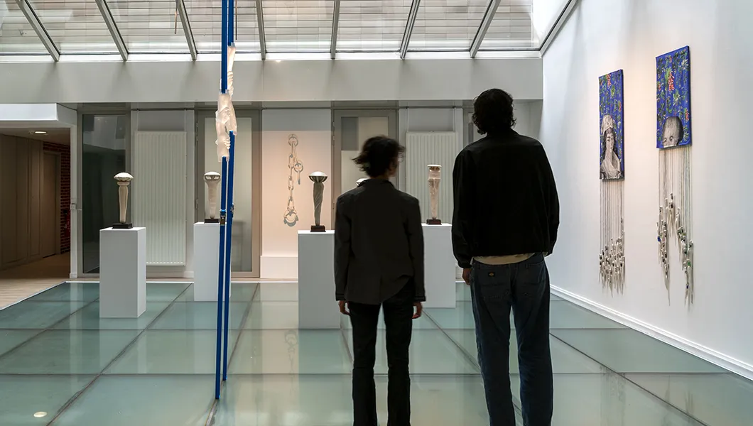 Vue de l'exposition "Territoires du souffle" de Rachel Labastie © Marc Domage 2025