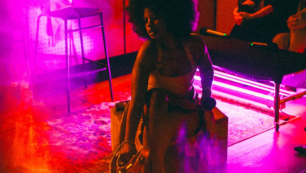 Curieux Transfo restitue les œuvres avec Bénédicte Savoy et Heva Tiana © Romain Guédé