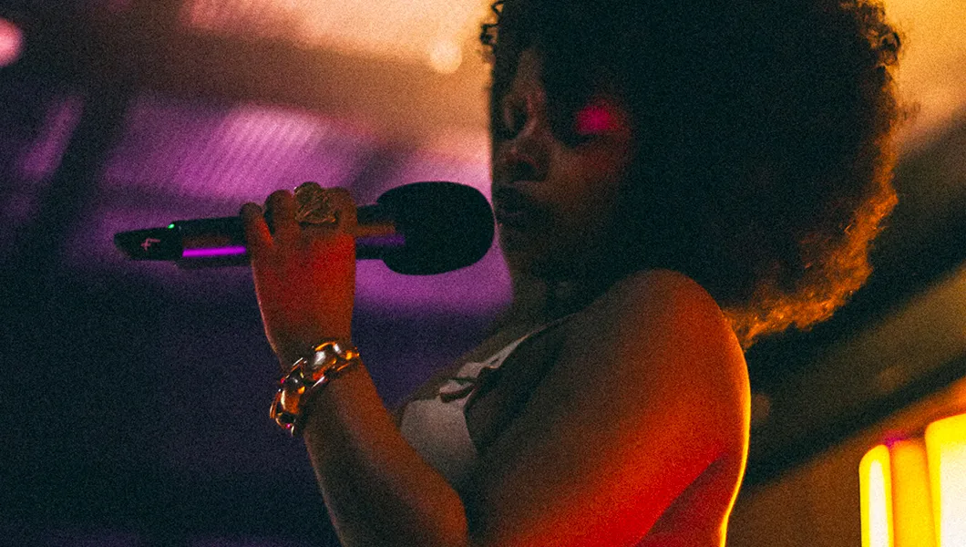 Curieux Transfo restitue les œuvres avec Bénédicte Savoy et Heva Tiana © Romain Guédé