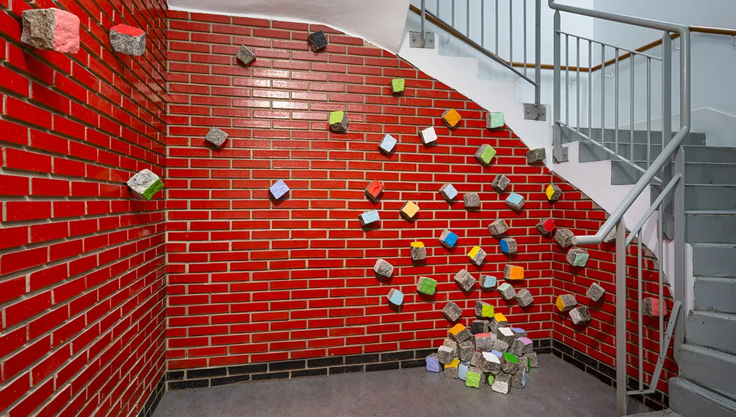 Invasion de Pascale Marthine Tayou