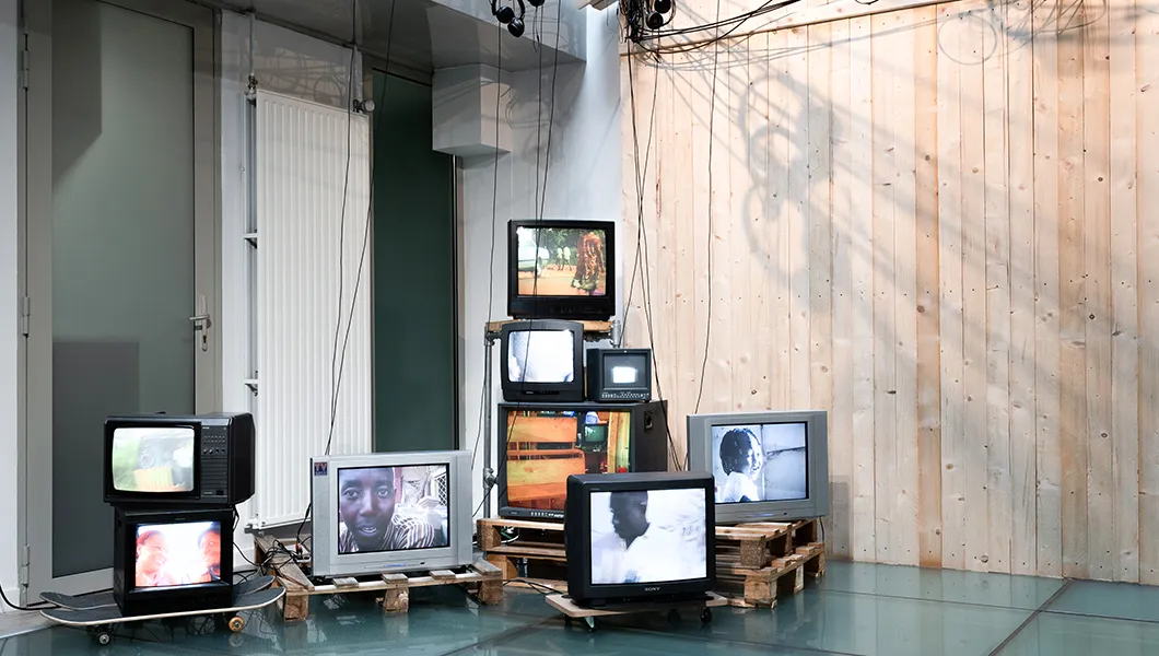 Game station de Pascale Marthine Tayou